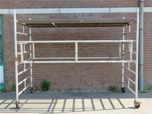Layher rollgerüst alugerüst - layher,